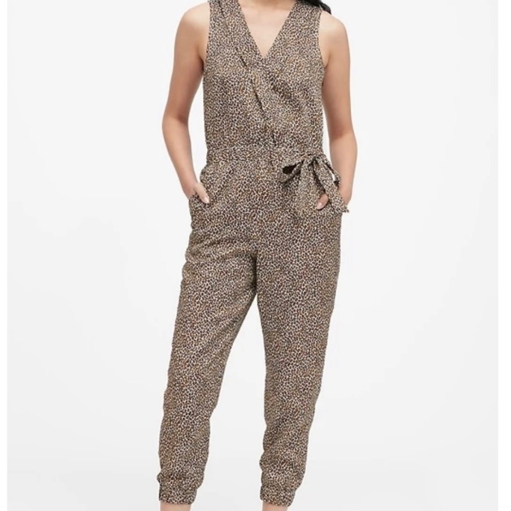 Banana Republic Tencel Wrap Leopard Print Jumpsuit 12 Tall Pockets